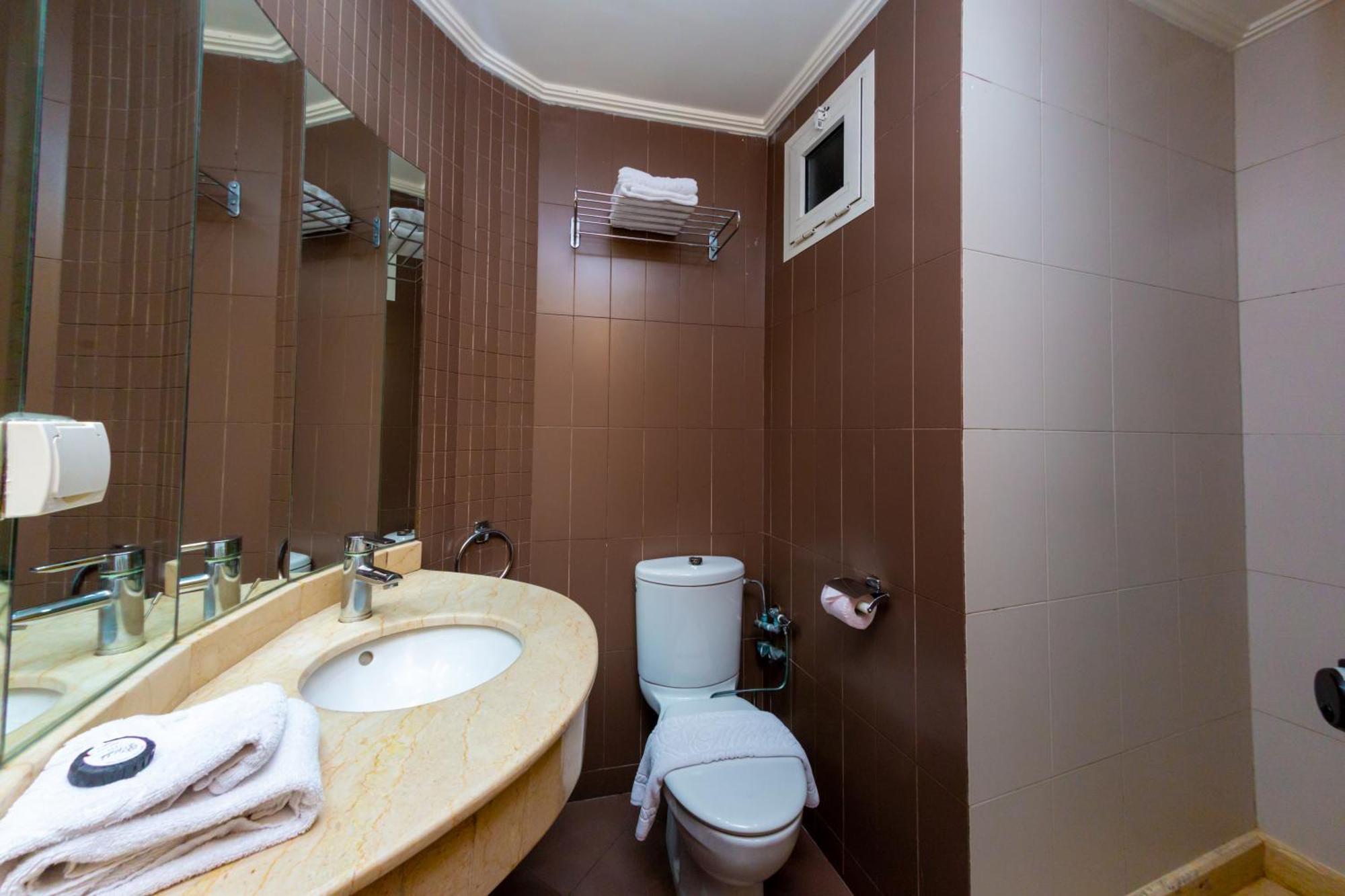 Malak Hotel ラバト エクステリア 写真